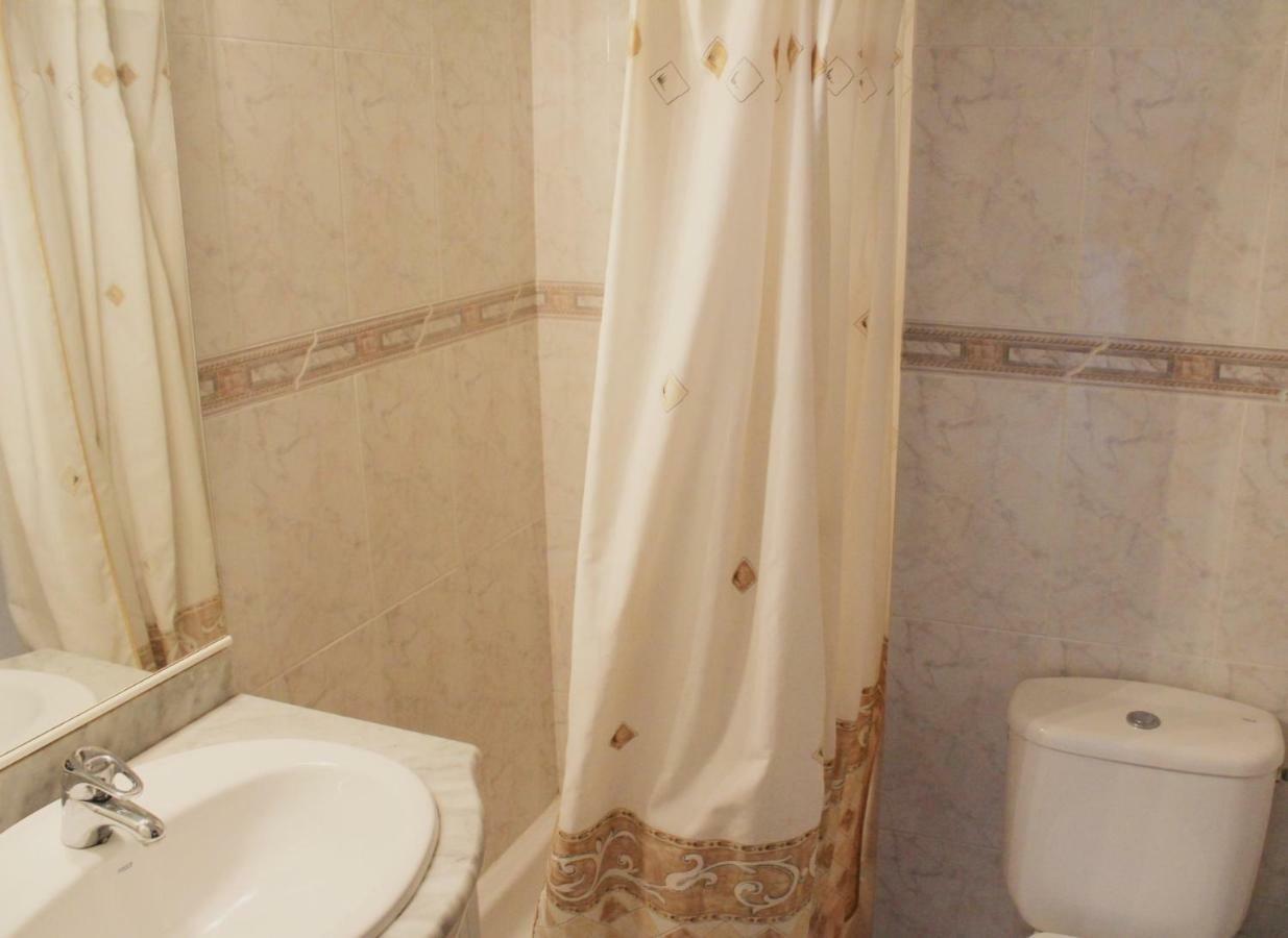 Canastel L' Escala المظهر الخارجي الصورة